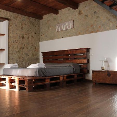 Ospitalita Diffusa Jungi Mundu - Casa Diritti Umani Bed & Breakfast Camini Bagian luar foto